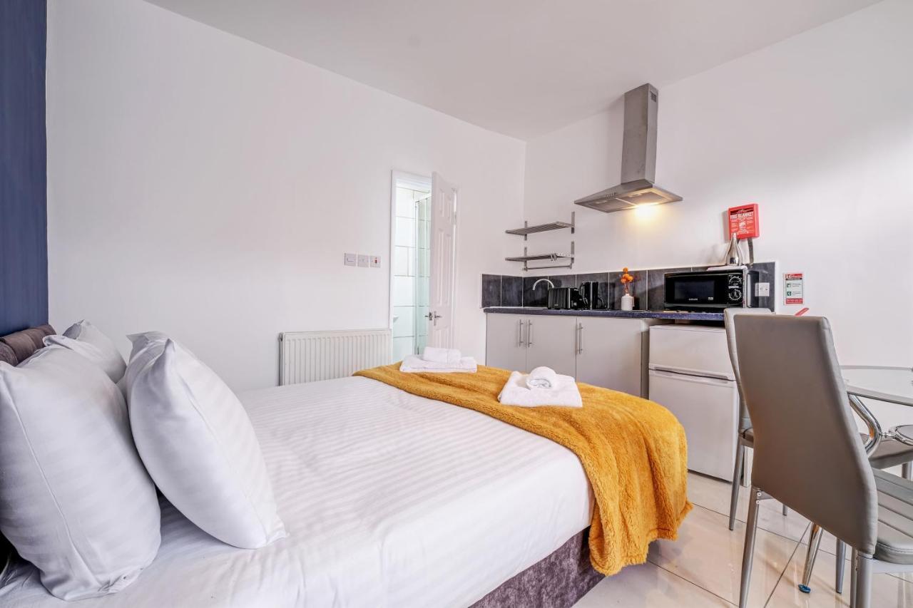 Fernbank Rooms Sudbury Hill, Harrow, Self-Contained Studios With En-Suite Harrow on the Hill Ngoại thất bức ảnh