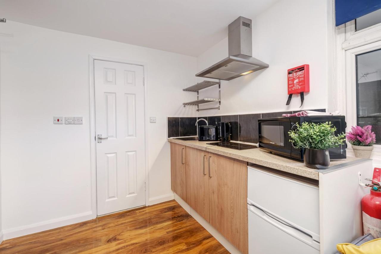 Fernbank Rooms Sudbury Hill, Harrow, Self-Contained Studios With En-Suite Harrow on the Hill Ngoại thất bức ảnh