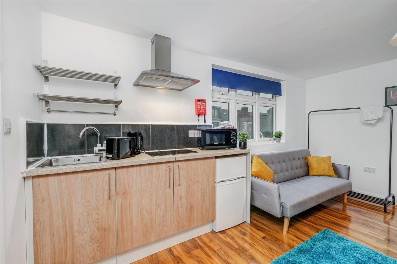 Fernbank Rooms Sudbury Hill, Harrow, Self-Contained Studios With En-Suite Harrow on the Hill Ngoại thất bức ảnh