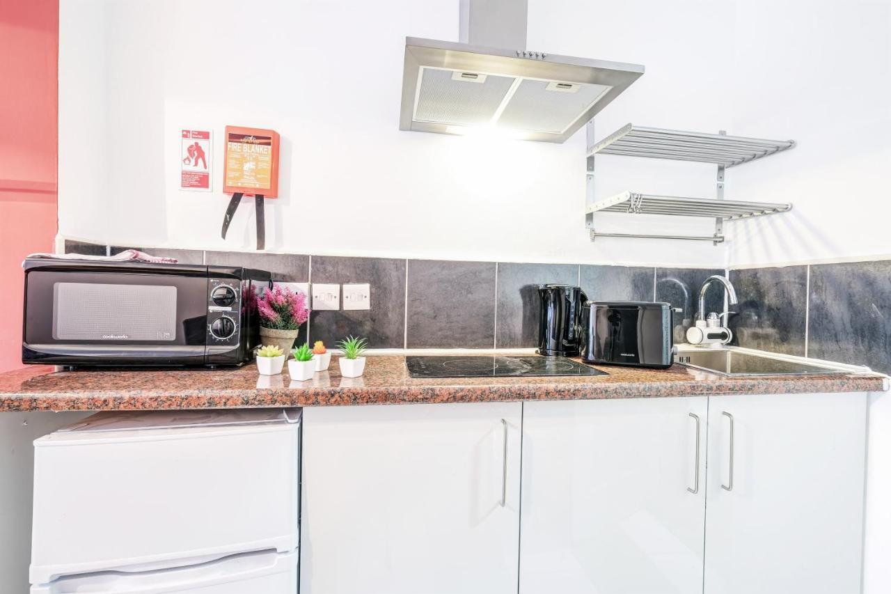 Fernbank Rooms Sudbury Hill, Harrow, Self-Contained Studios With En-Suite Harrow on the Hill Ngoại thất bức ảnh