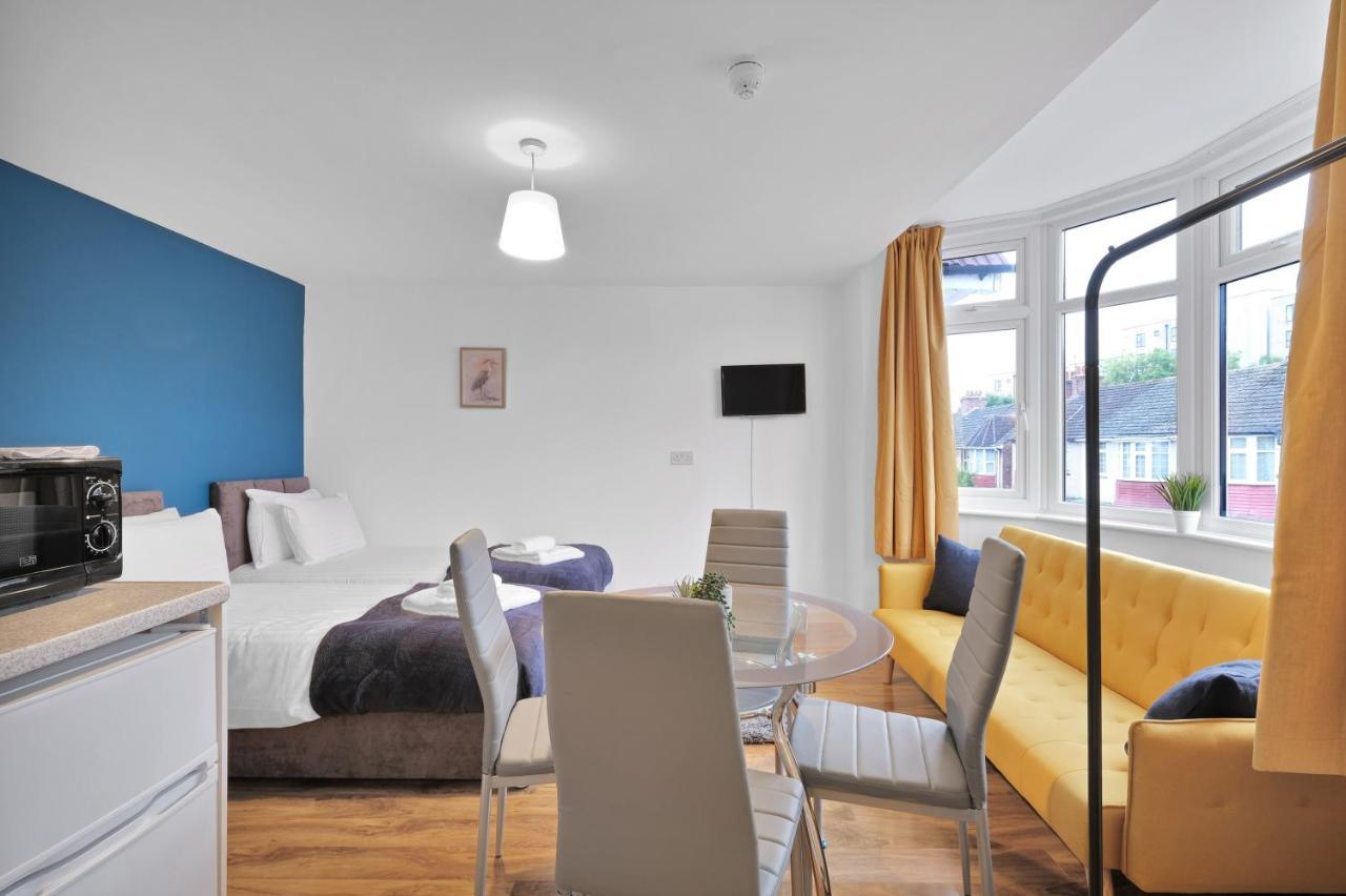 Fernbank Rooms Sudbury Hill, Harrow, Self-Contained Studios With En-Suite Harrow on the Hill Ngoại thất bức ảnh