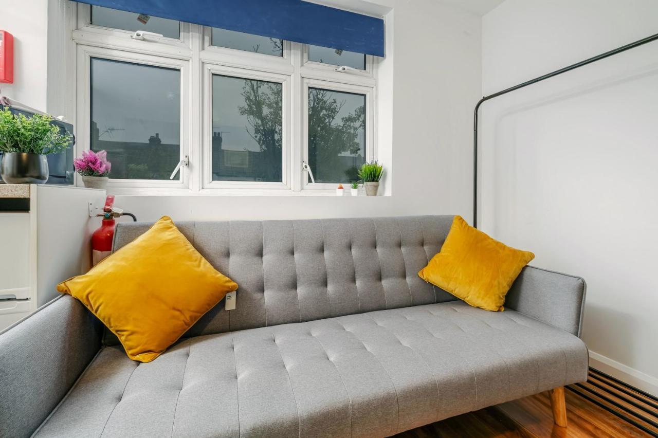 Fernbank Rooms Sudbury Hill, Harrow, Self-Contained Studios With En-Suite Harrow on the Hill Ngoại thất bức ảnh